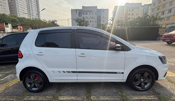 VOLKSWAGEN FOX 1.6 MSI RUN 8V FLEX 4P MANUAL VOLKSWAGEN FOX 1.6 MSI RUN 8V FLEX 4P MANUAL